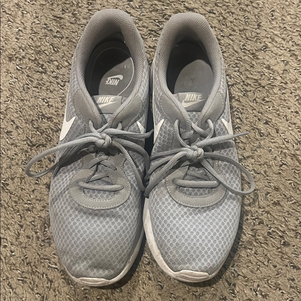 Nike Light Gray Running Shoes